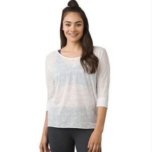 prAna Tranquil Top in White (M)